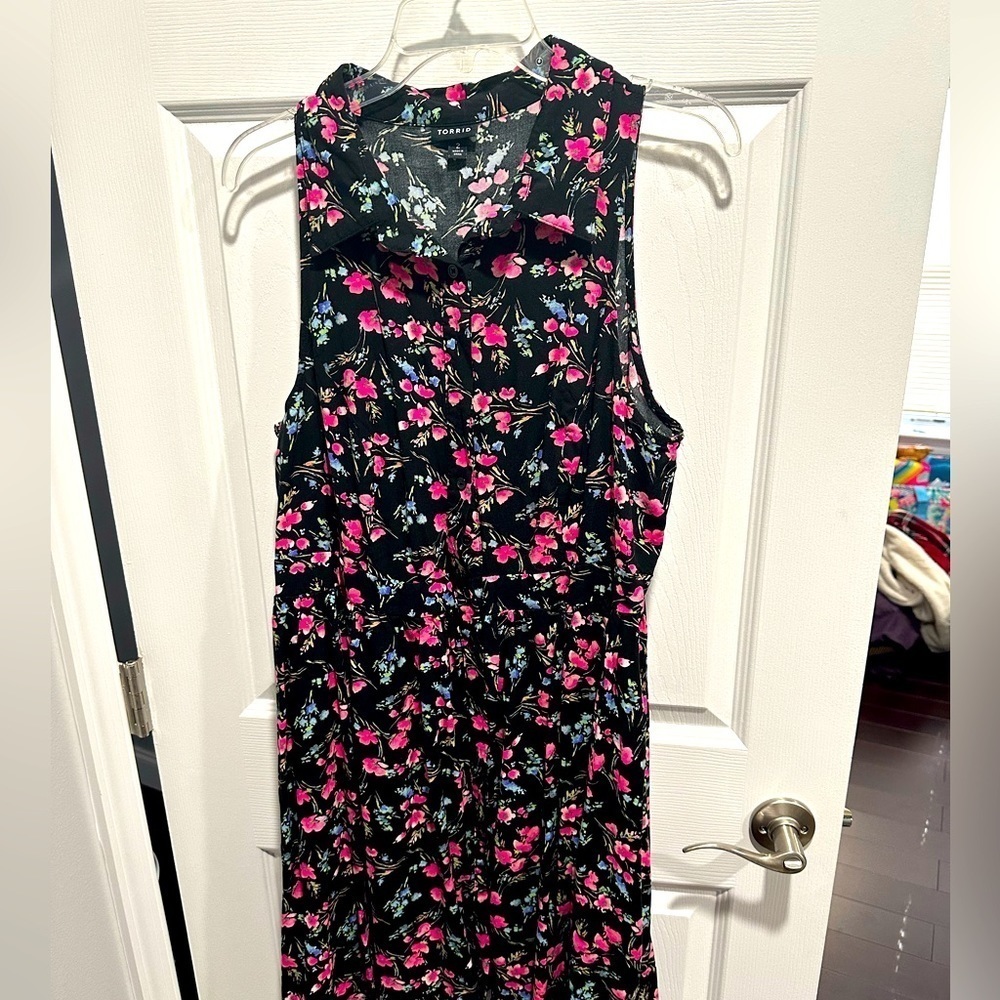 Torrid collared button down dress